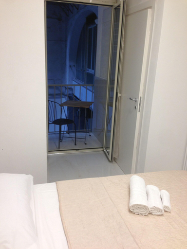 Bedroom 4, Domuschiara, Napoli