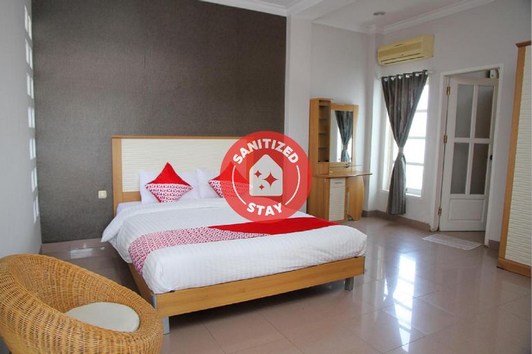 OYO 1098 Rego Hotel, Palu