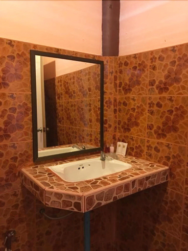 Bathroom 4, Rainbow Bungalows, Ko Phangan