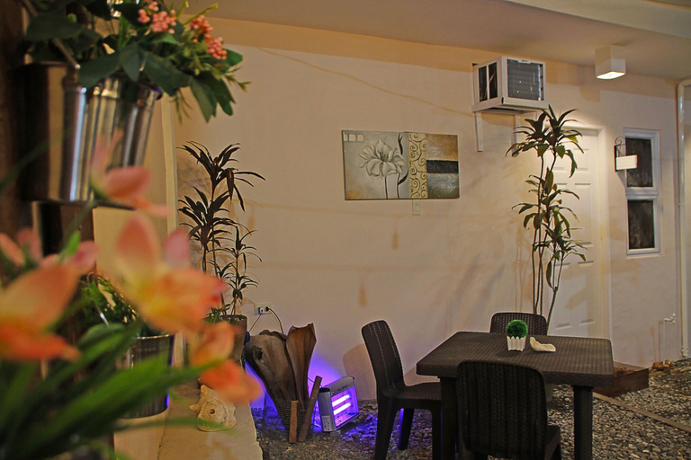 Public Area 3, Prim Travellers Inn, Coron