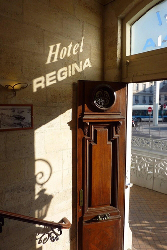 Public Area 2, Hôtel Regina, Gironde