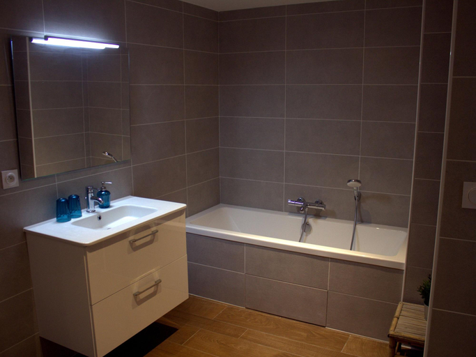 Bathroom 5, Effet Lodge, Rhône