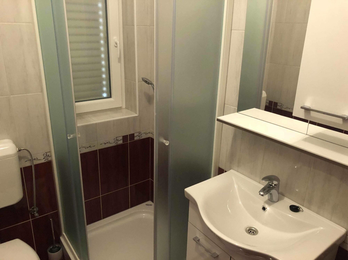 Bathroom 4, Apartmani Ana&Ita, Novalja