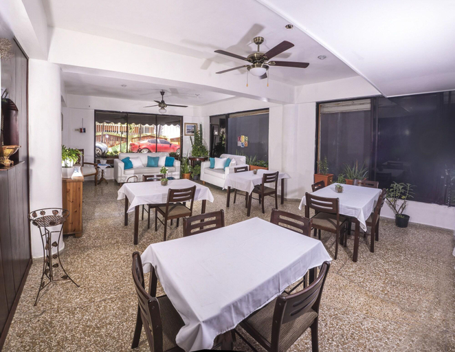 Food & Drinks 4, Setup Hotels, Santo Domingo Este