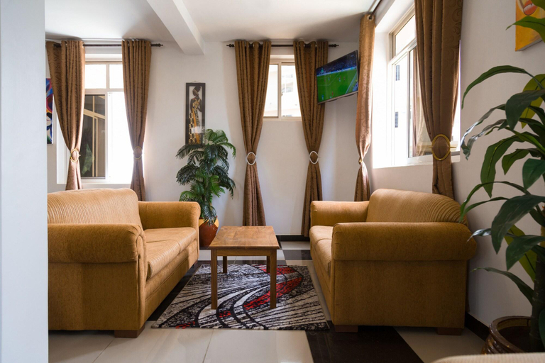Public Area 3, Two Mountains Lodge, Meru