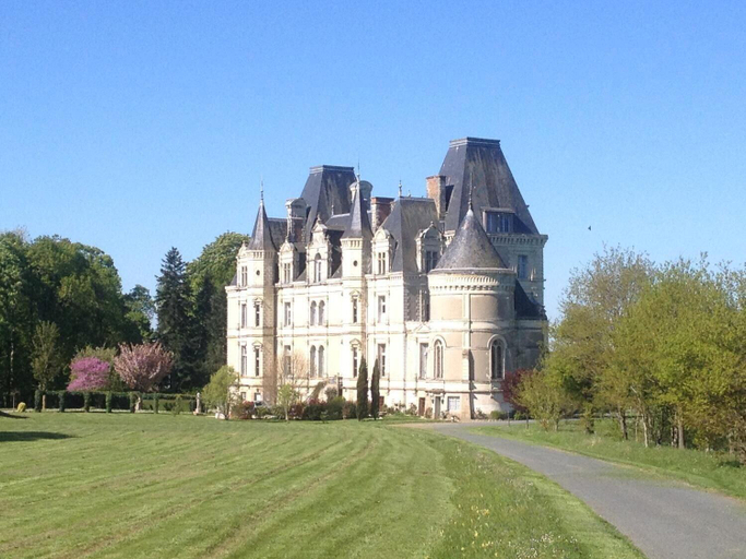 Exterior & Views, Château de la Tremblaye, Maine-et-Loire