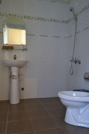 Bathroom 5, Big Home Dalat - Hostel, Đà Lạt