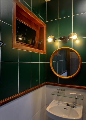 Bathroom 5, Briggs Inn Batu, Malang