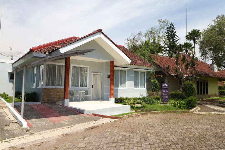 Exterior & Views 2, Diyar Villas Puncak F4/8 3 Bedroom, Bogor