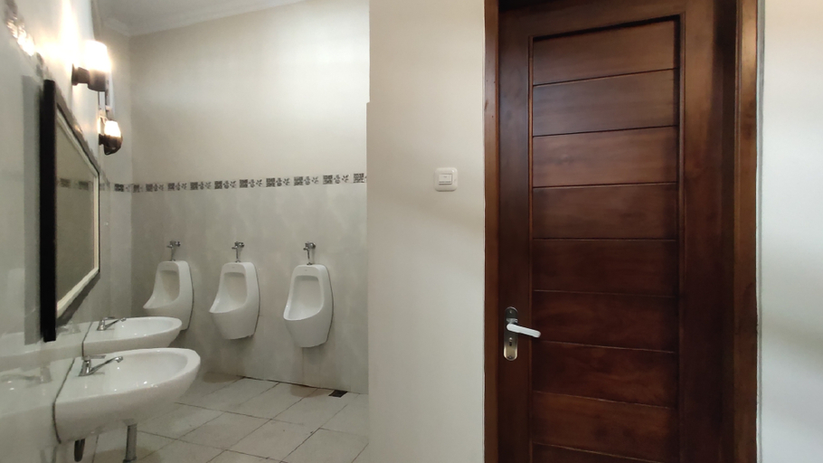 Bathroom 5, Griya Bougenville 2 Borobudur, Magelang
