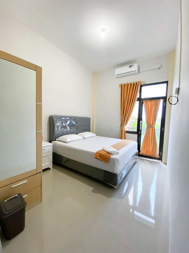 Bedroom 3, Darma Palace, Padang