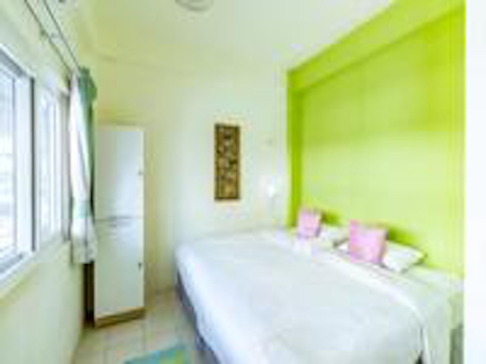 Bedroom 5, Sleep Dee Hostel, Khlong Toey