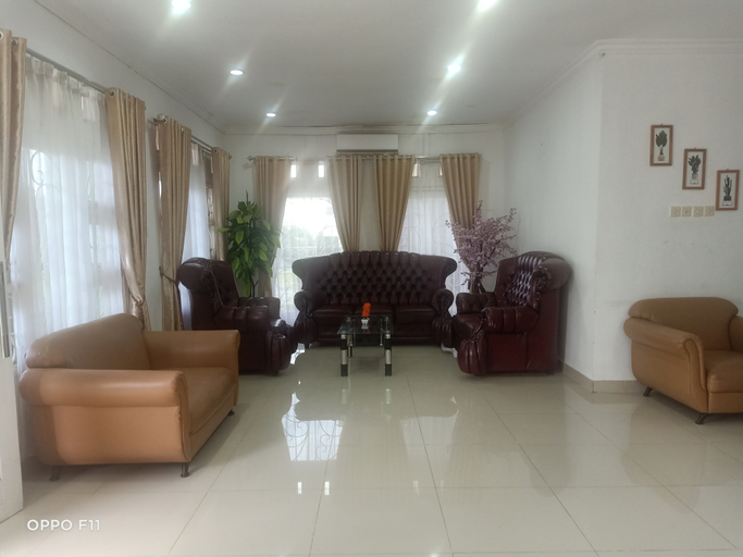Bedroom 4, KID House Mountain View Villa Bogor 9 BR, Bogor