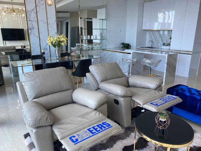Luxury 2BR at Voila Apartment with Private Lift, Surabaya