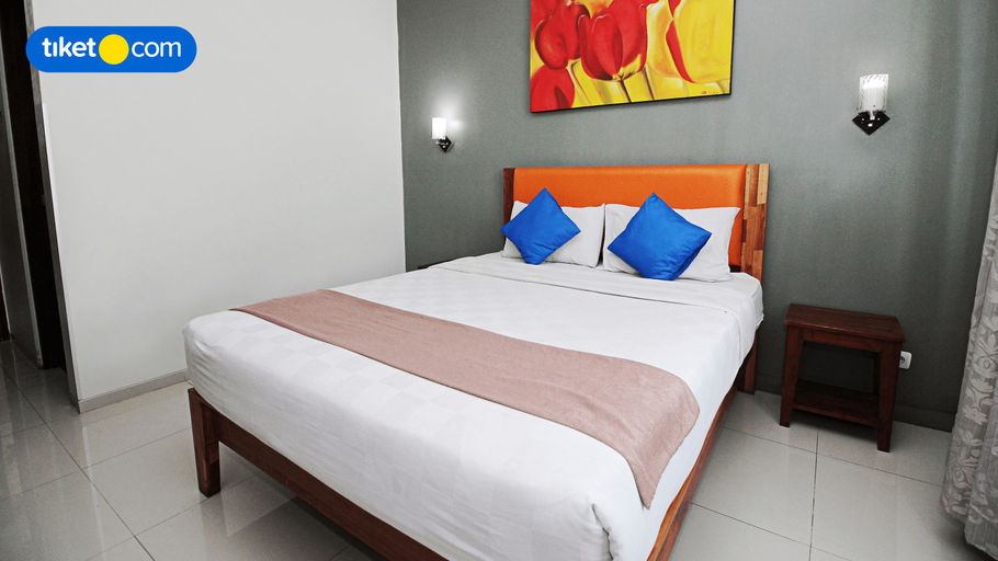 Hotel Summer Season Yogyakarta - Tap to explore photos