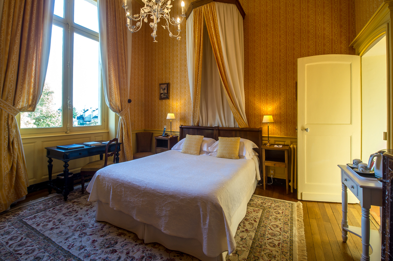 Bedroom, Hôtel Spa Château la Comtesse de Loire, Maine-et-Loire