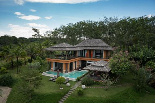 Villa Cha Cha, Ko Yao District