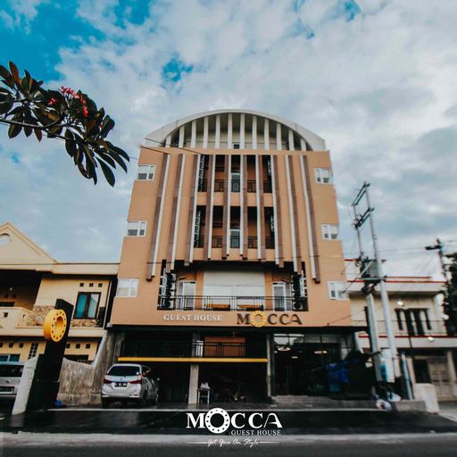 Exterior & Views, Mocca Guest House, Padang