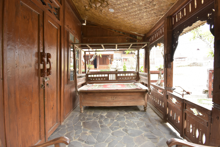 Public Area 2, Villa Omah Kayu With Bromo Mountain View, Probolinggo