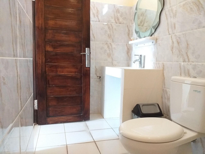 Bathroom 5, Puri Asri Bungalow, Gianyar