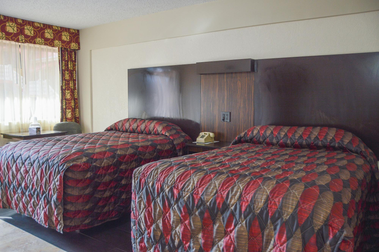 Bedroom 3, La Bella Oceanfront Inn, Volusia