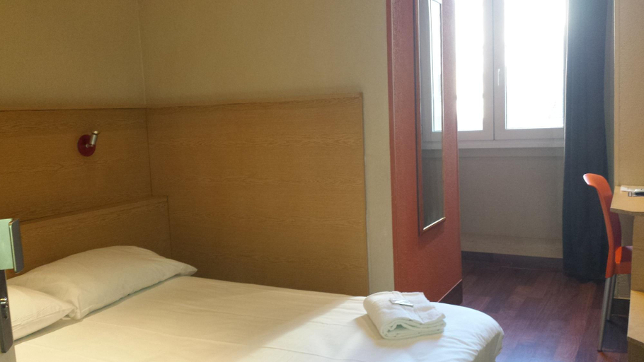 Bedroom 3, Hotel Abalone - Centre Gare, Gard