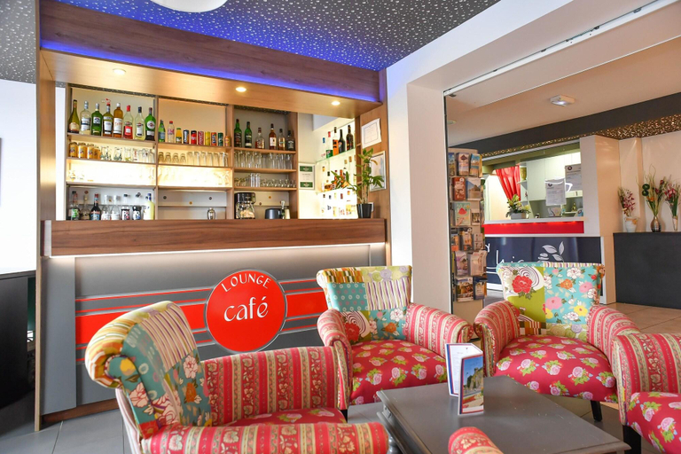Public Area 3, Brit Hotel Confort Saint-Lô, Manche
