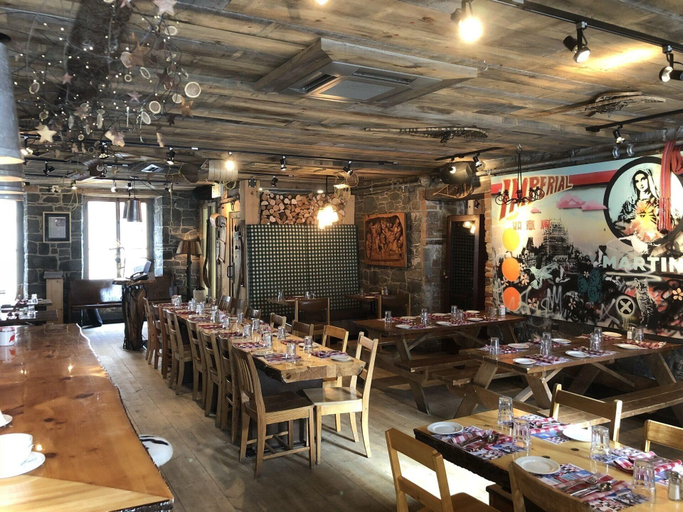 Food & Drinks 4, Château de Pierre - Par Aneyro, Communauté-Urbaine-de-Québec
