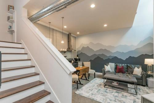 Luxury Loft Private Roof Top & Free Parking, Davidson