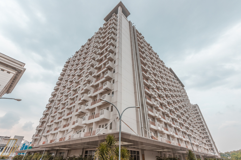 Exterior & Views 2, OYO 1948 Apartement Sentul Tower, Bogor