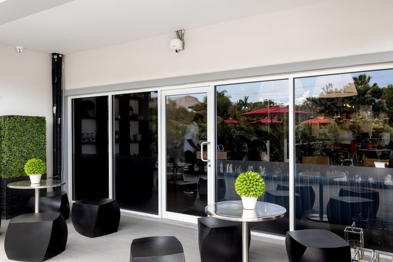Public Area, The Locale Hotel Grand Cayman