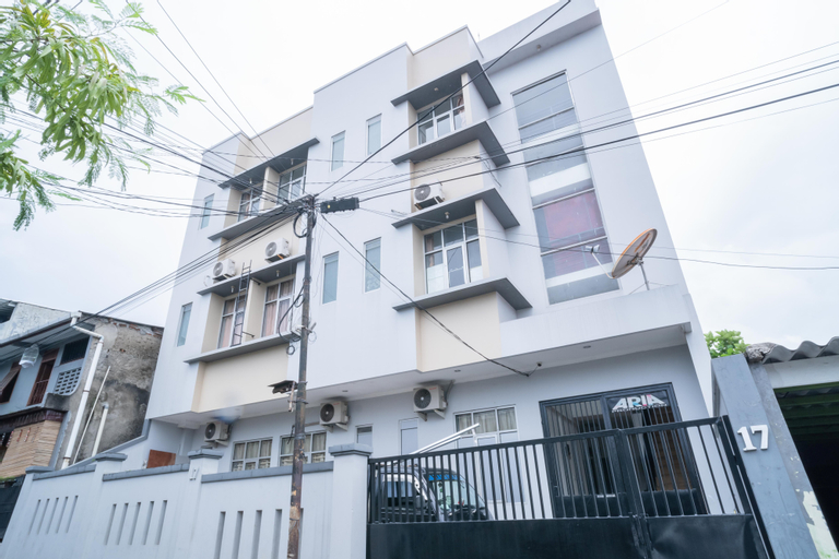 Exterior & Views 2, KoolKost Syariah near Universitas Moestopo Bintaro ( Minimum Stay 6 Nights ), South Jakarta