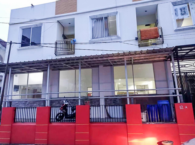Exterior & Views 2, Agnes Residence near Blok M Mitra RedDoorz, South Jakarta