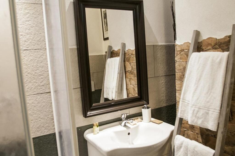 Bathroom 4, Zia Letizia Bed and Wine, La Spezia