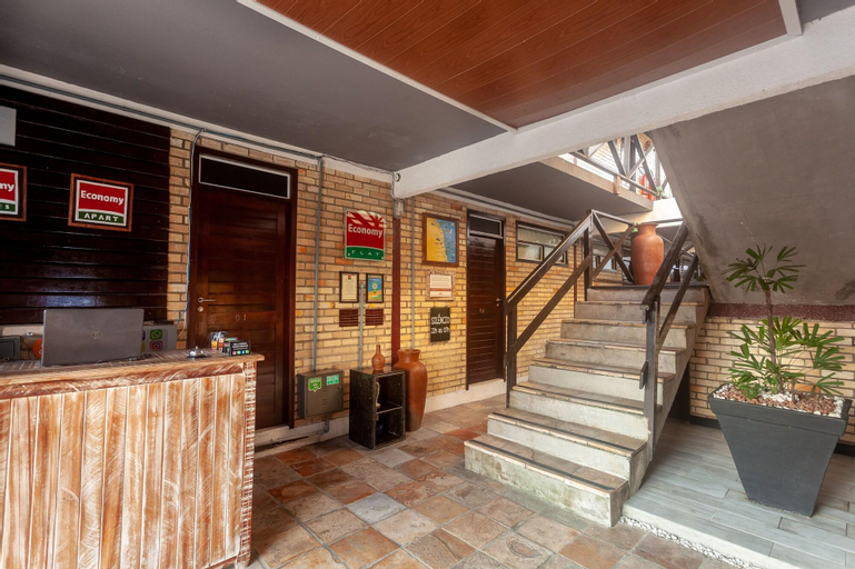 Public Area 2, Economy Flat, Natal