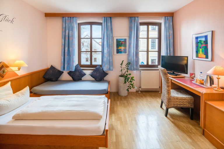 Bedroom 3, Hotel-Restaurant Zur Kanne, Rhein-Pfalz-Kreis