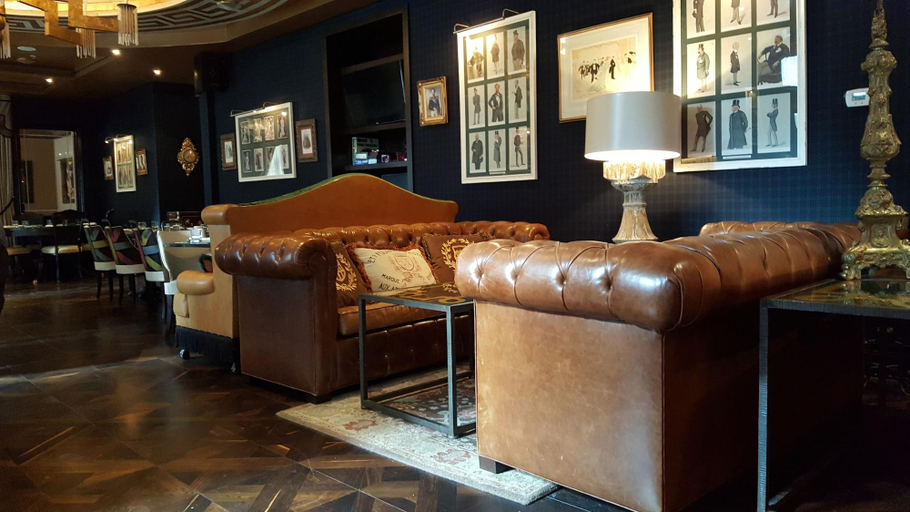 Public Area 4, Windsor Arms Hotel, Toronto