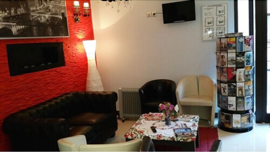 Public Area 3, Hotel La Perle Montparnasse, Paris