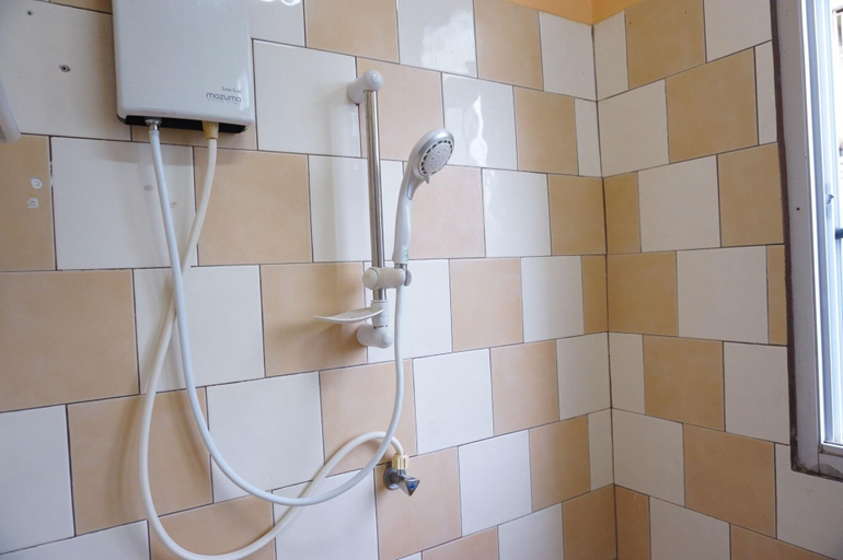 Bathroom 5, 亲爱的来看海酒店(Sea U Honey), Pulau Phuket