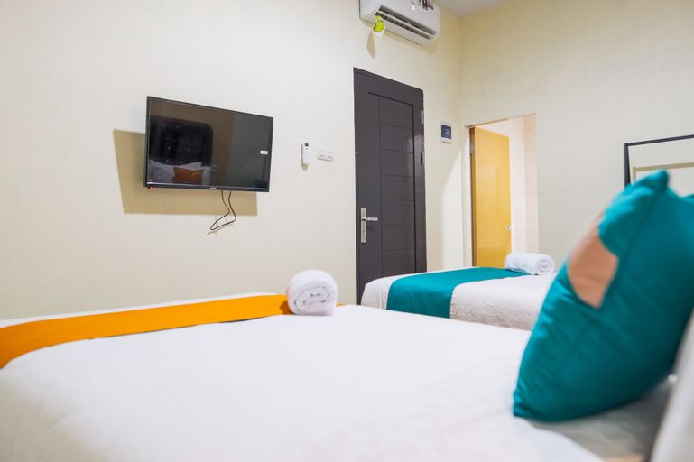 Sans Hotel Cemara Asri Medan, Medan