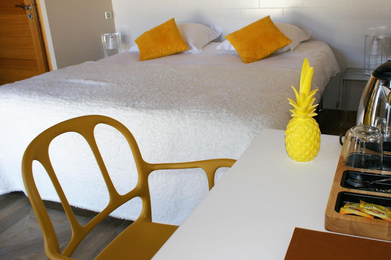 Bedroom 3, What Else Hotel, Ain