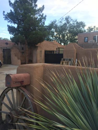 The Upper Room at Casa1022 Compound, Bernalillo