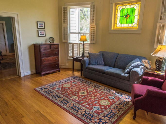 Public Area 2, Charles Bass House Bed & Breakfast, Halifax