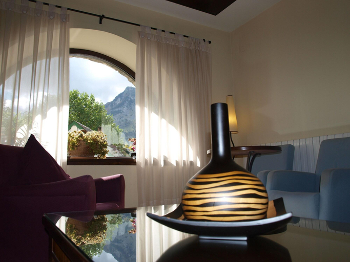 Public Area 3, Hotel Valle De Izas, Huesca