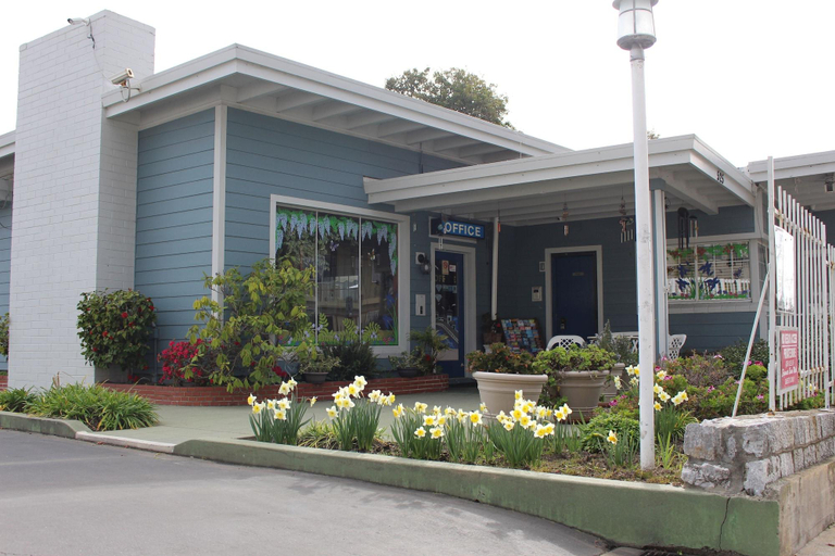 Exterior & Views 2, Edgewater Beach Inn, Santa Cruz