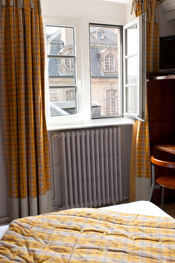 Public Area 3, Hôtel Suisse, Bas-Rhin