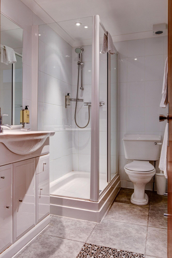 Bathroom 5, The Connaught Lodge, Poole