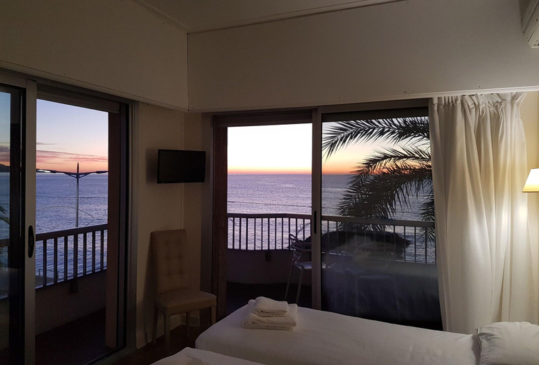 Exterior & Views 2, Hôtel Le Dauphin, Alpes-Maritimes
