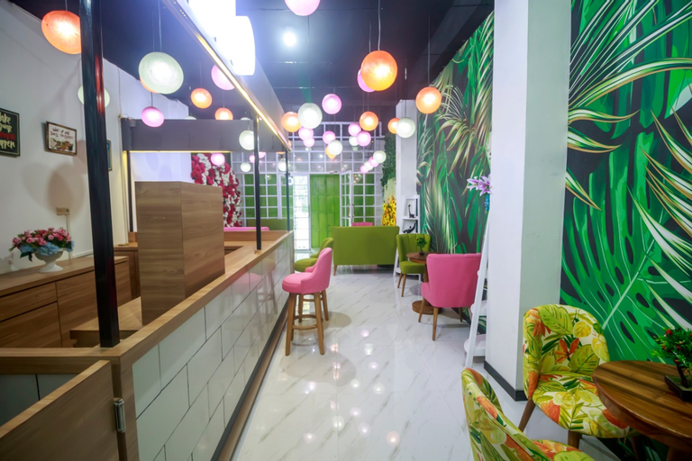 Others 3, Hostel Misool, Sorong