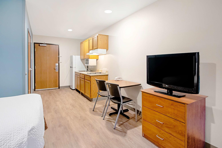 Bedroom 3, Woodspring Suites Ogden, Weber